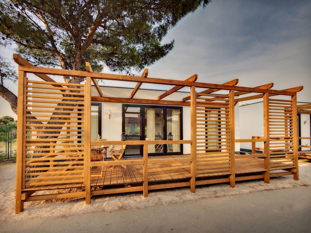 Mediteran Travel Mobile Homes Solaris Brodarica  Zimmer foto