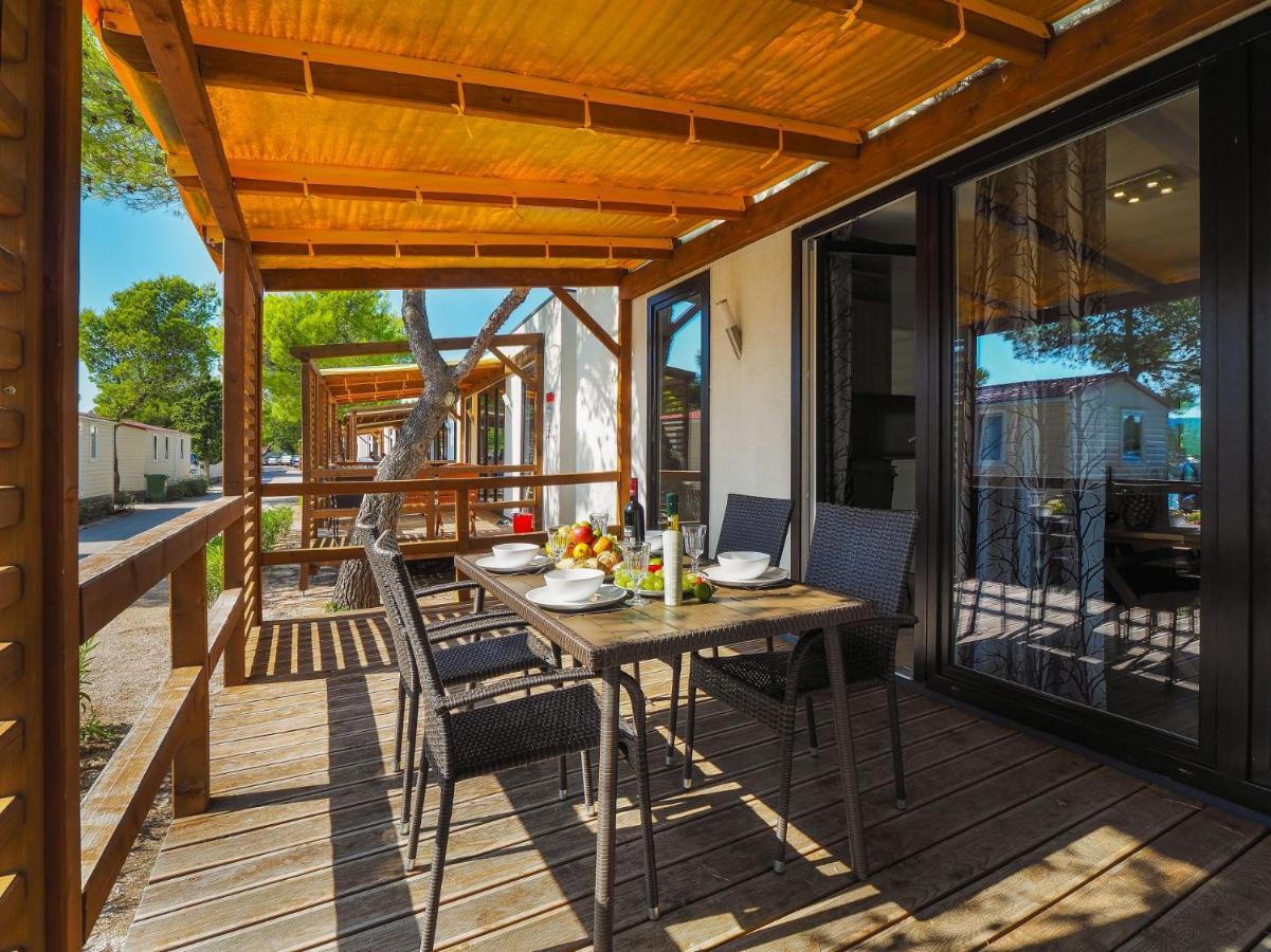 Mediteran Travel Mobile Homes Solaris Brodarica  Exterior foto