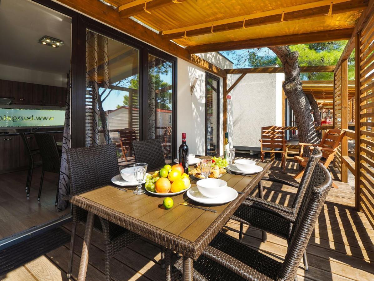 Mediteran Travel Mobile Homes Solaris Brodarica  Exterior foto