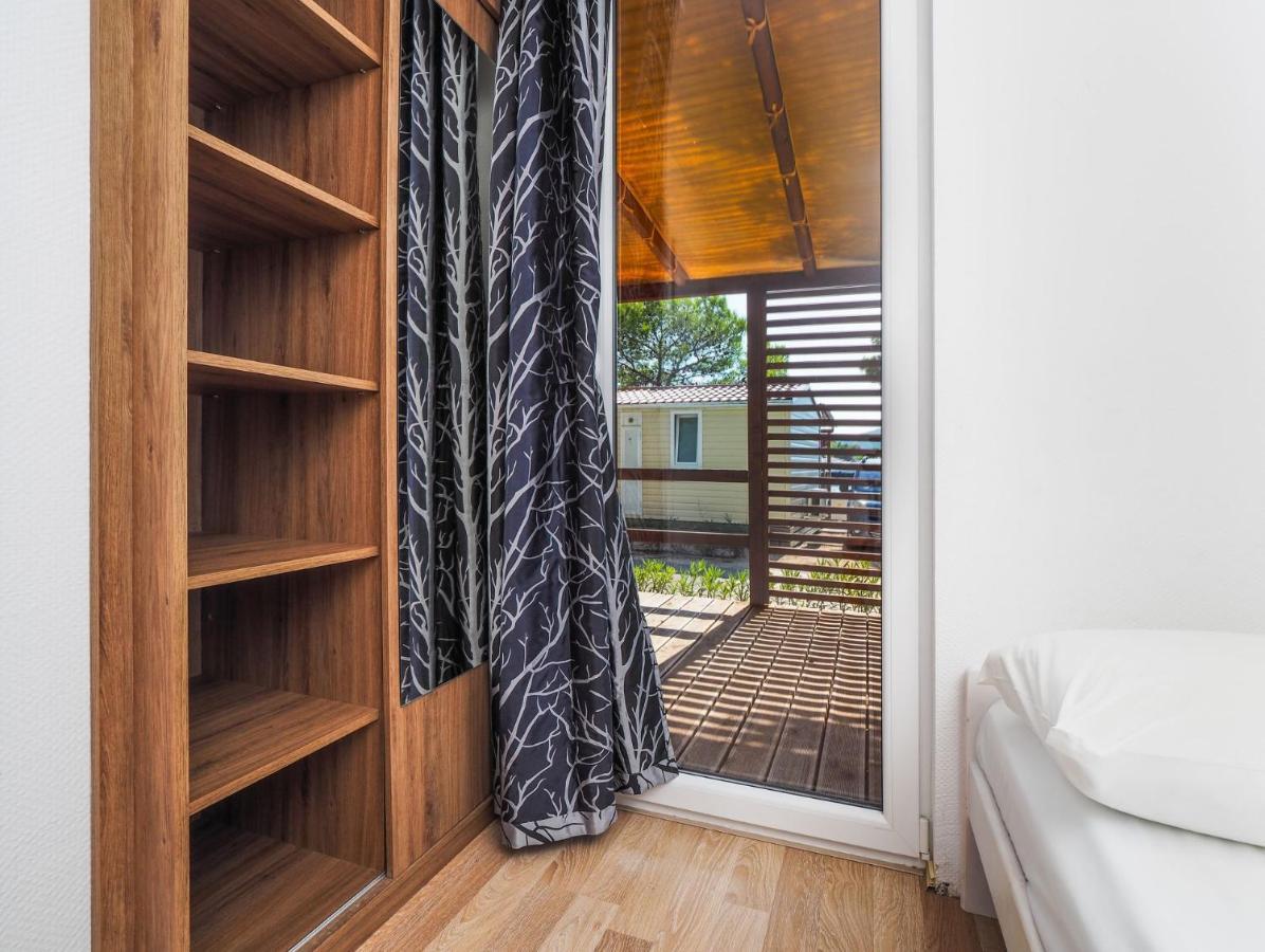 Mediteran Travel Mobile Homes Solaris Brodarica  Exterior foto